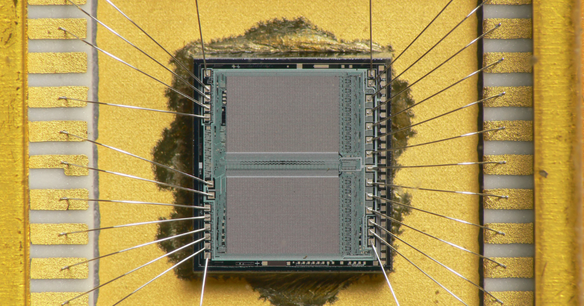 Integrated circuit die and bond wires
