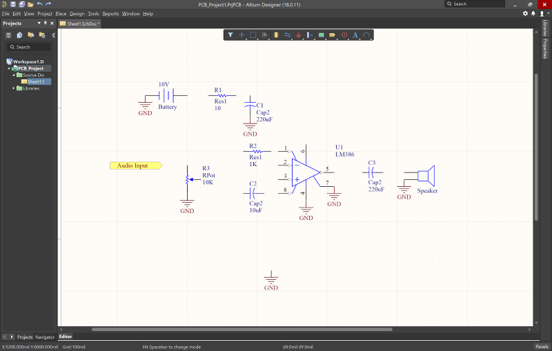 Il software CAD schematico consente di selezionare e disporre i componenti all’interno di un editor schematico per disegnare circuiti stampati.
